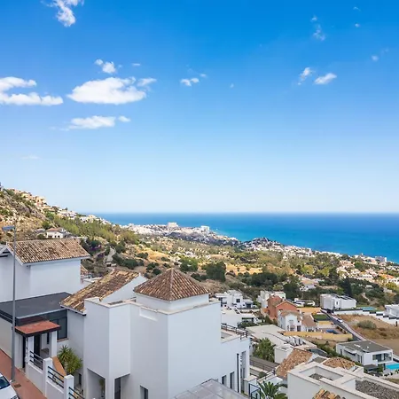 Apartment Panoramic Sea View 4 Bedroom Stupa Duplex With Jacuzzi Benalmadena